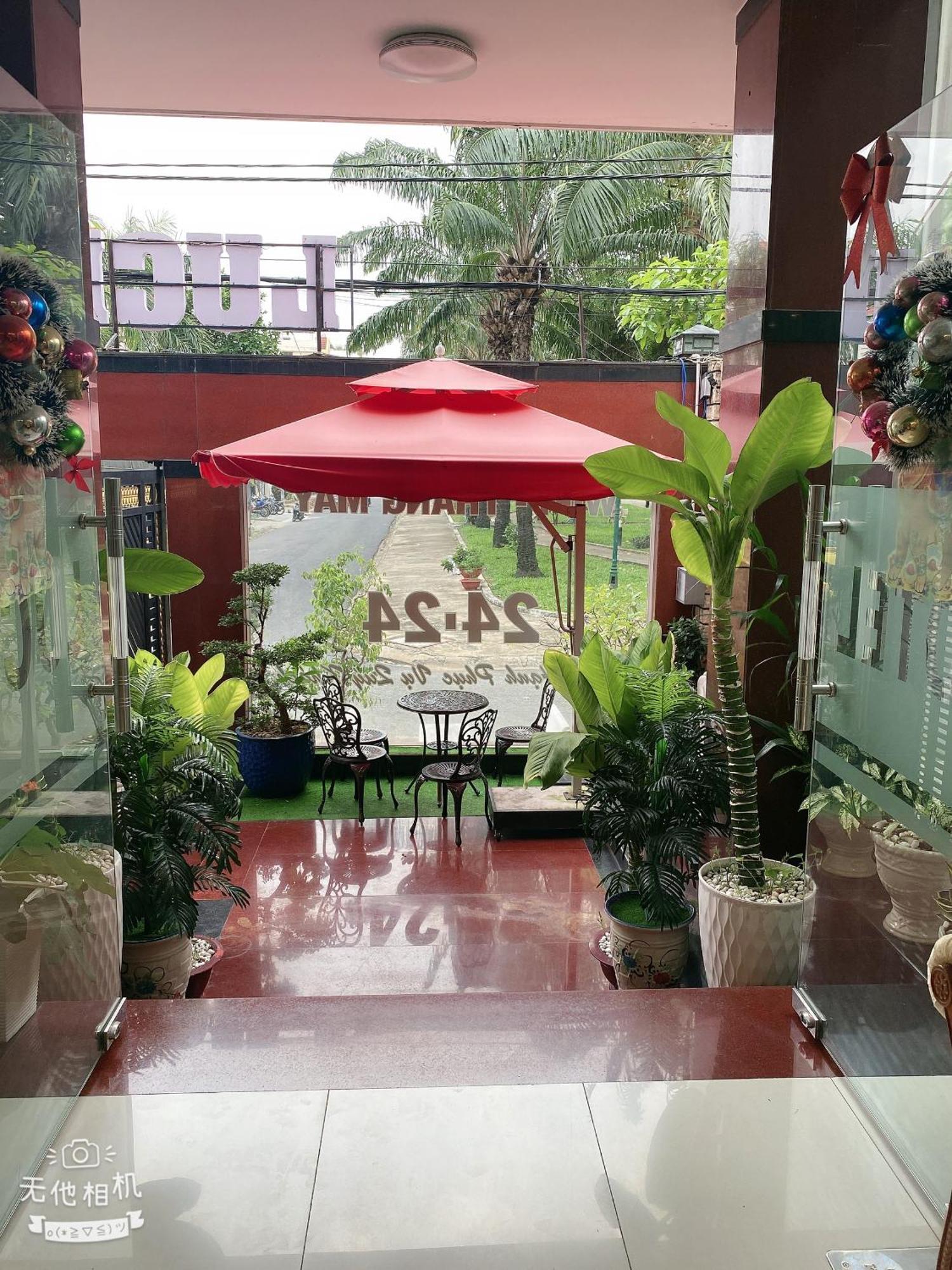 Lucky Hotel โฮจิมินห์ซิตี้ ภายนอก รูปภาพ
